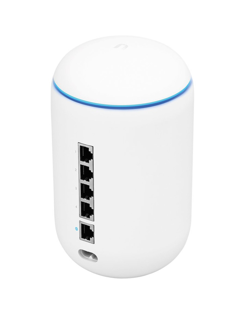 Ubiquiti UniFi Dream Machine  - 1