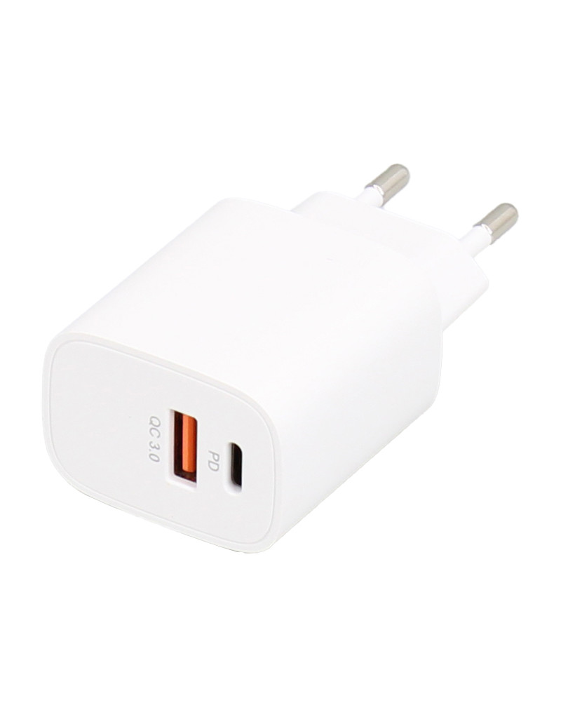 Superbrzi strujni punjač sa USB3.0 i USB 3.1 tipC ulazom 5V/3A 20W E-GREEN - 1 Superbrzi strujni punjač sa USB3.0 i USB 3.1 tipC ulazom 5V/3A 20W E-GREEN - 1